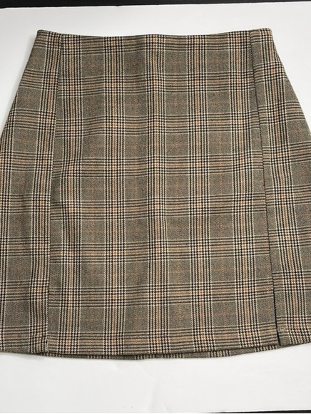 John Galt (Brandy Melville) brown plaid mini shirt. OS